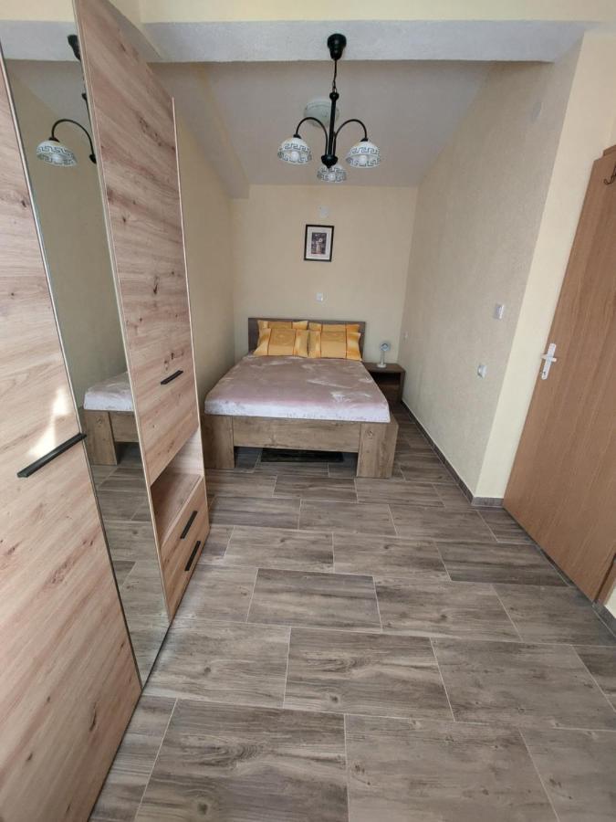 Apartmani Piskoric Vir Bagian luar foto