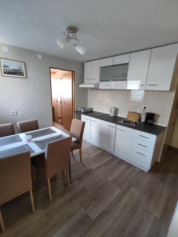 Apartmani Piskoric Vir Bagian luar foto
