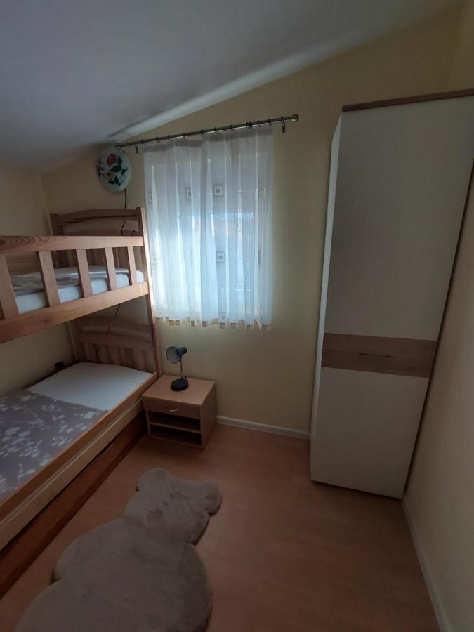 Apartmani Piskoric Vir Bagian luar foto